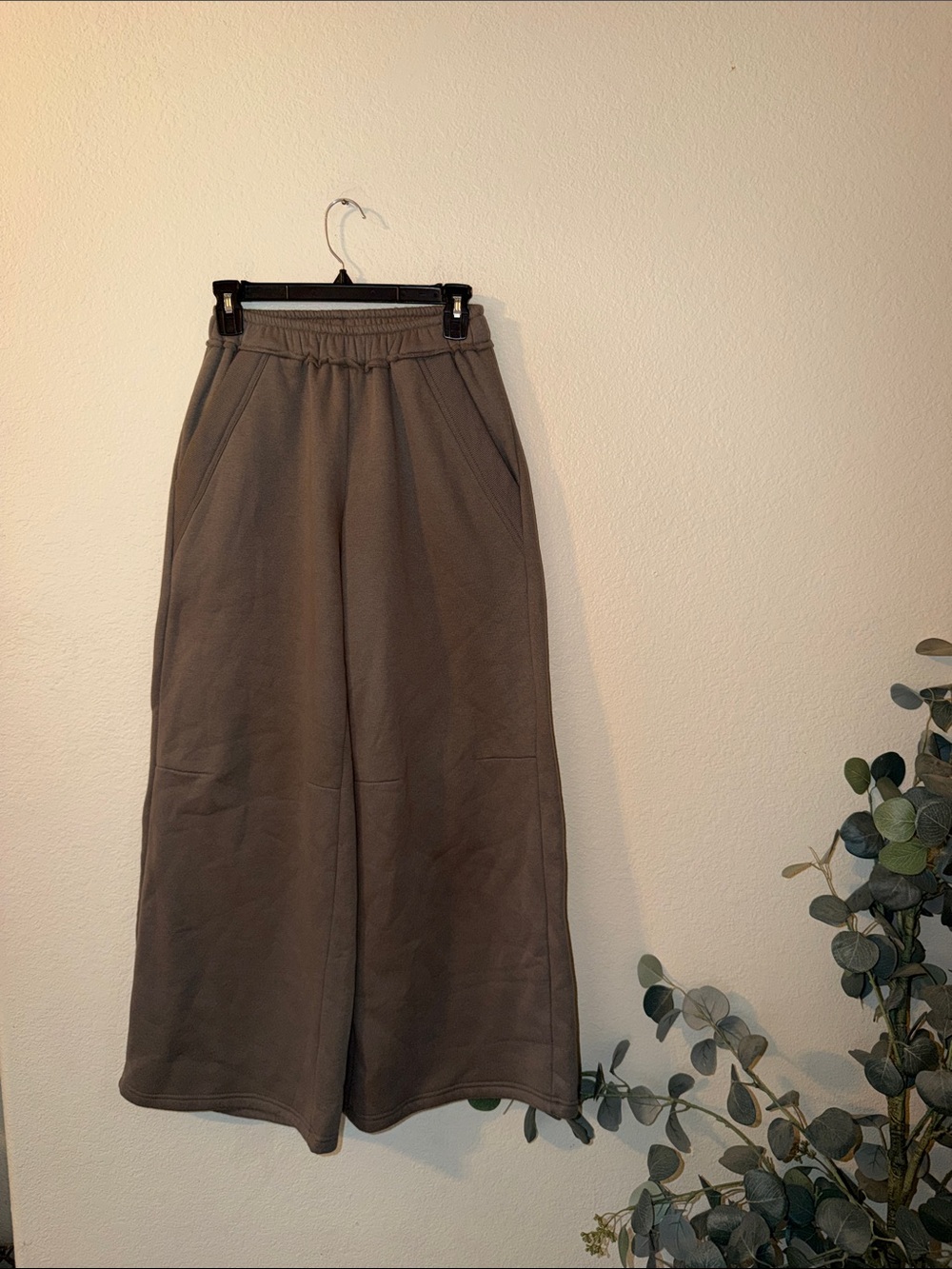 Edikted Wide-Leg sweatpants